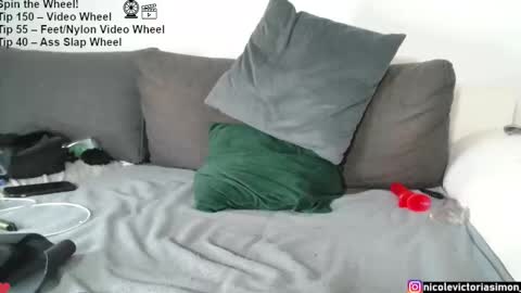 Simsi online show from 09/25/25, 03:05