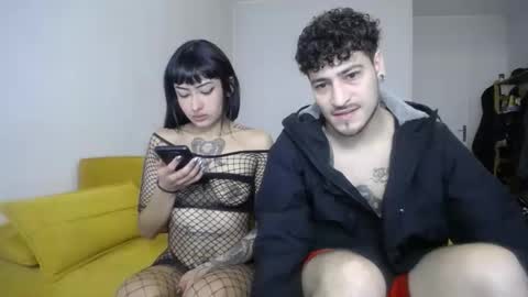 Sofi wed. - sat. 11am - 11 pm and Santi with Sofi sun.. - tue. 11 am - 5 pm  europe online show from 11/21/25, 10:14