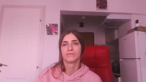 simyhvn online show from 12/19/25, 09:27