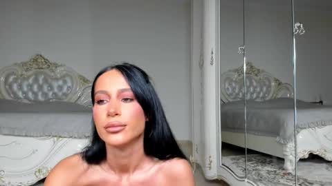 Snapshot of sincerelyc chatting on 11/27/25, 08:33 C online show from 11/27/25, 08:33