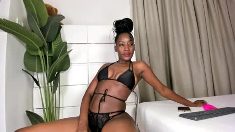 sincerre9_tara online show from 02/28/25, 09:04