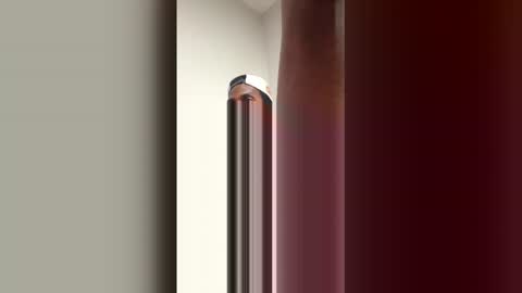 Snapshot of sinclair90 chatting on 12/15/25, 03:11 sinclair90 online show from 12/15/25, 03:11