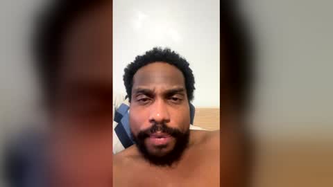 Snapshot of sinclair90 chatting on 03/04/26, 12:11 sinclair90 online show from 03/04/26, 12:11