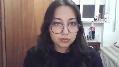 Snapshot of sinclaireraven2 chatting on 01/11/25, 10:29 Princess Raven online show from 01/11/25, 10:29