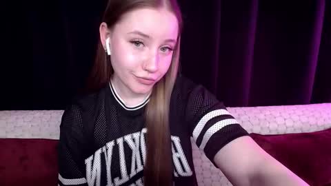 Sindi online show from 02/18/25, 06:26