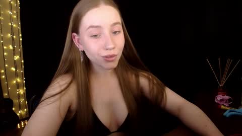 Snapshot of sindiwatsoon chatting on 05/24/26, 12:54 Sindi online show from 05/24/26, 12:54