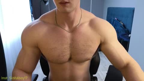 Snapshot of sinffuly chatting on 04/19/26, 08:46 Richard online show from 04/19/26, 08:46