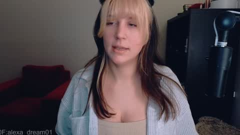 Snapshot of sinforyou_ chatting on 03/16/26, 11:42 wwoooooooooooof online show from 03/16/26, 11:42