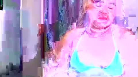 Ava online show from 03/08/26, 08:01
