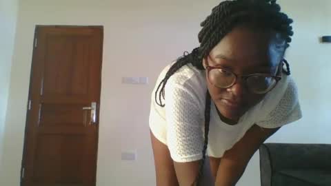 Snapshot of sinful_shadow chatting on 07/13/26, 01:36 sinful_shadow online show from 07/13/26, 01:36