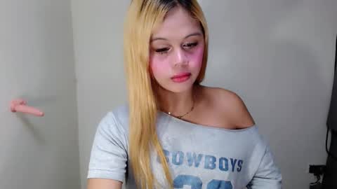 sinfulrose_ online show from 04/05/26, 09:23