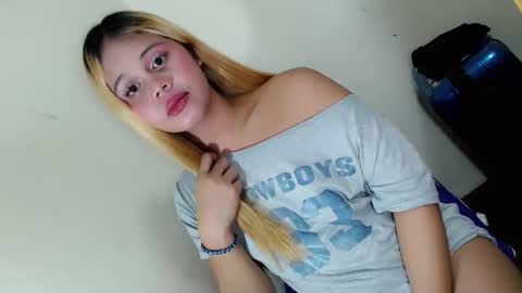 Snapshot of sinfulrose_ chatting on 05/01/26, 03:27 sinfulrose_ online show from 05/01/26, 03:27