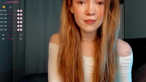 Snapshot of sinfulsmile_ chatting on 09/12/25, 11:10 Ivy online show from 09/12/25, 11:10