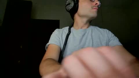 Snapshot of singholedad chatting on 11/16/25, 07:36 singholedad online show from 11/16/25, 07:36