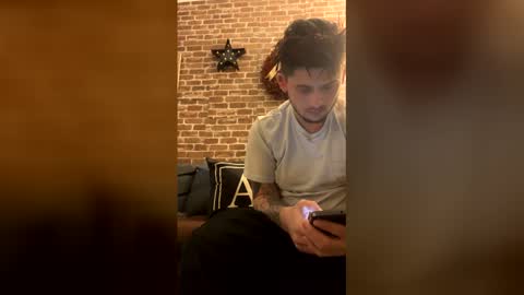 Snapshot of sinner900000 chatting on 04/24/26, 01:24 sinner900000 online show from 04/24/26, 01:24