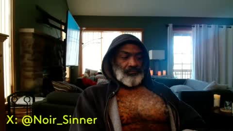 Snapshot of sinnernoir chatting on 09/09/25, 01:32 My Name Is..............................John online show from 09/09/25, 01:32