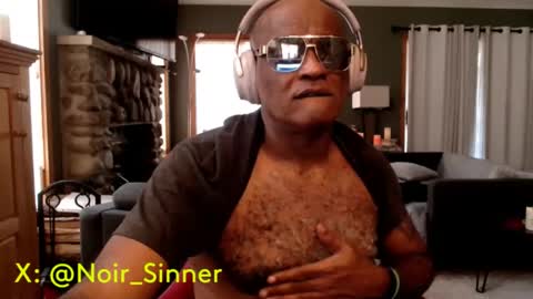 Snapshot of sinnernoir chatting on 09/27/25, 03:28 My Name Is..............................John online show from 09/27/25, 03:28