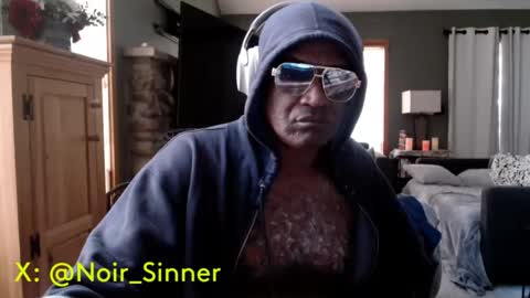 Snapshot of sinnernoir chatting on 10/07/25, 12:57 My Name Is..............................John online show from 10/07/25, 12:57