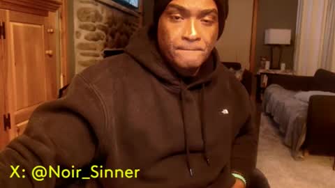 Snapshot of sinnernoir chatting on 10/29/25, 04:59 My Name Is..............................John online show from 10/29/25, 04:59