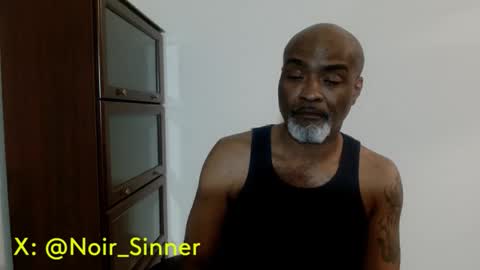 Snapshot of sinnernoir chatting on 04/10/26, 06:29 My Name Is..............................John online show from 04/10/26, 06:29
