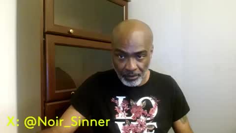 Snapshot of sinnernoir chatting on 05/05/26, 04:42 My Name Is..............................John online show from 05/05/26, 04:42