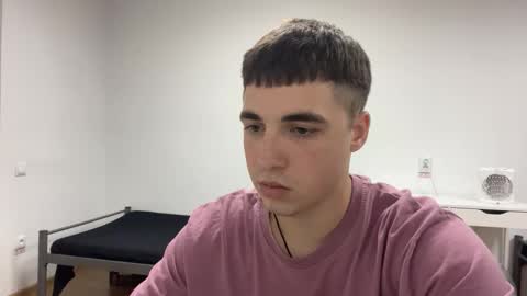 Snapshot of sinnglesexsex chatting on 10/08/25, 06:16 Dan online show from 10/08/25, 06:16