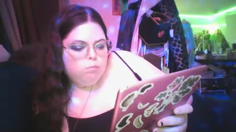 Siofra online show from 02/21/25, 10:59