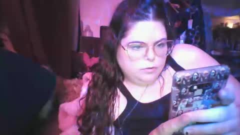 Siofra online show from 02/28/25, 10:41