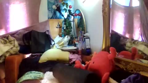 Siofra online show from 09/16/25, 05:36