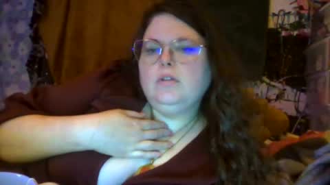 Siofra online show from 10/16/25, 09:54