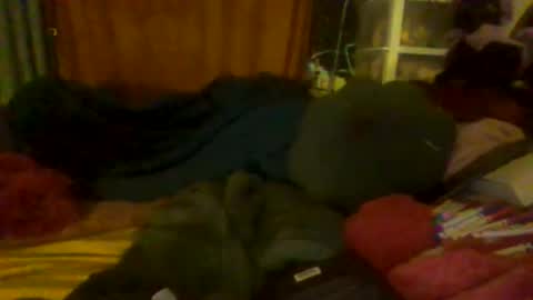 Siofra online show from 11/28/25, 03:14