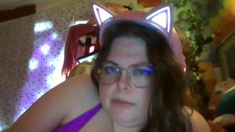 Snapshot of siofra chatting on 05/02/26, 04:12 Siofra online show from 05/02/26, 04:12