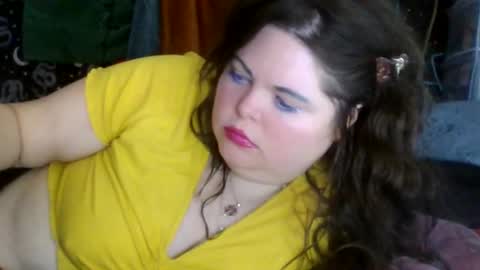 Snapshot of siofra chatting on 05/13/26, 08:16 Siofra online show from 05/13/26, 08:16