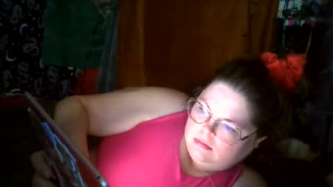 Snapshot of siofra chatting on 05/21/26, 02:29 Siofra online show from 05/21/26, 02:29