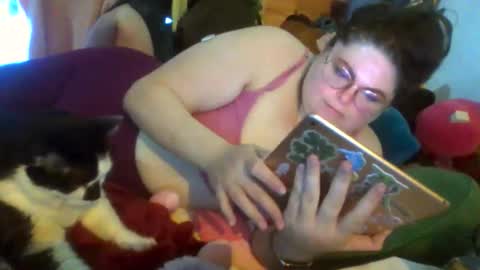 Snapshot of siofra chatting on 05/26/26, 10:50 Siofra online show from 05/26/26, 10:50