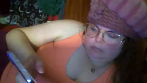 Snapshot of siofra chatting on 05/29/26, 03:37 Siofra online show from 05/29/26, 03:37