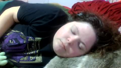 Snapshot of siofra chatting on 06/15/26, 05:15 Siofra online show from 06/15/26, 05:15