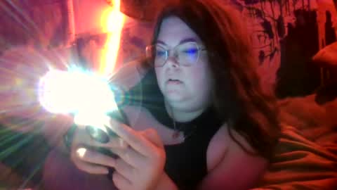 Snapshot of siofra chatting on 06/25/26, 05:12 Siofra online show from 06/25/26, 05:12