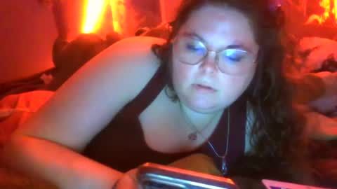 Snapshot of siofra chatting on 07/08/26, 11:48 Siofra online show from 07/08/26, 11:48