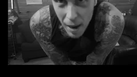 Snapshot of siphonophorslaysstrings chatting on 03/13/26, 01:34 Unbridledfuckingcrazy online show from 03/13/26, 01:34