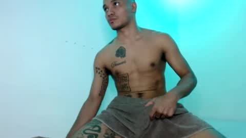 Snapshot of sir_black1 chatting on 12/14/24, 07:14 Sir black online show from 12/14/24, 07:14