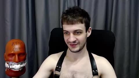 Snapshot of sir_damien chatting on 03/13/26, 09:43 Sir Damien online show from 03/13/26, 09:43