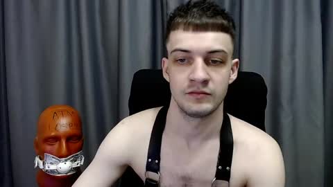 Snapshot of sir_damien chatting on 04/12/26, 08:25 Sir Damien online show from 04/12/26, 08:25