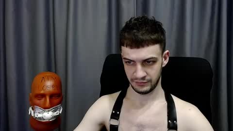 Snapshot of sir_damien chatting on 04/21/26, 08:44 Sir Damien online show from 04/21/26, 08:44