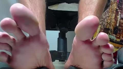 Snapshot of sir_kev66 chatting on 01/21/25, 03:15 only foot                         worshipers here online show from 01/21/25, 03:15