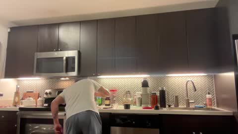 Snapshot of sirbubblesworth chatting on 12/19/24, 03:51 sirbubblesworth online show from 12/19/24, 03:51