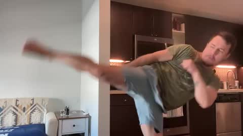 Snapshot of sirbubblesworth chatting on 03/07/25, 11:38 sirbubblesworth online show from 03/07/25, 11:38