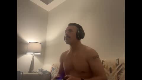 Snapshot of sirbubblesworth chatting on 09/17/25, 01:51 sirbubblesworth online show from 09/17/25, 01:51