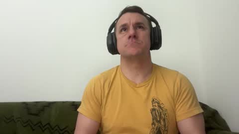 Snapshot of sirbubblesworth chatting on 04/20/26, 11:13 sirbubblesworth online show from 04/20/26, 11:13