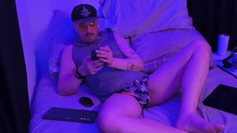 Snapshot of sirdaddymcqween chatting on 03/13/26, 02:40 Sir Daddy McQween online show from 03/13/26, 02:40